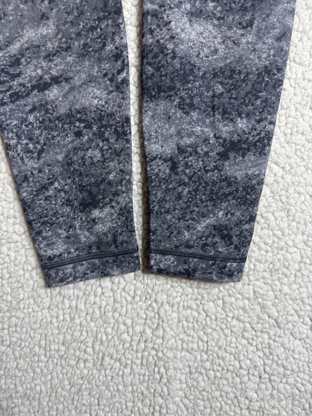 Lululemon Wunder Under Tight Full-On Luxtreme Ice Grey Size 8 – Excellent - Picture 8 of 10